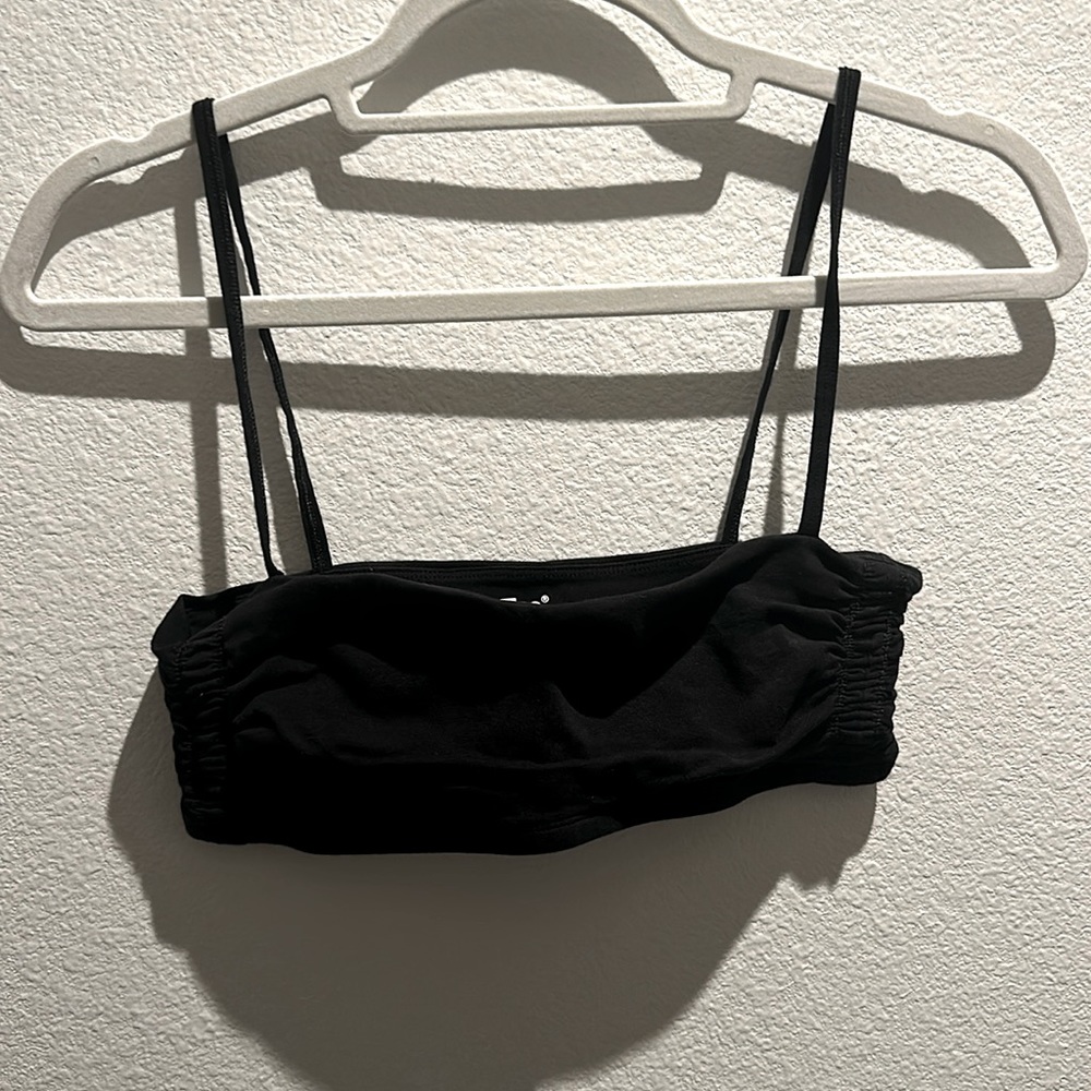 Aritzia TNA top